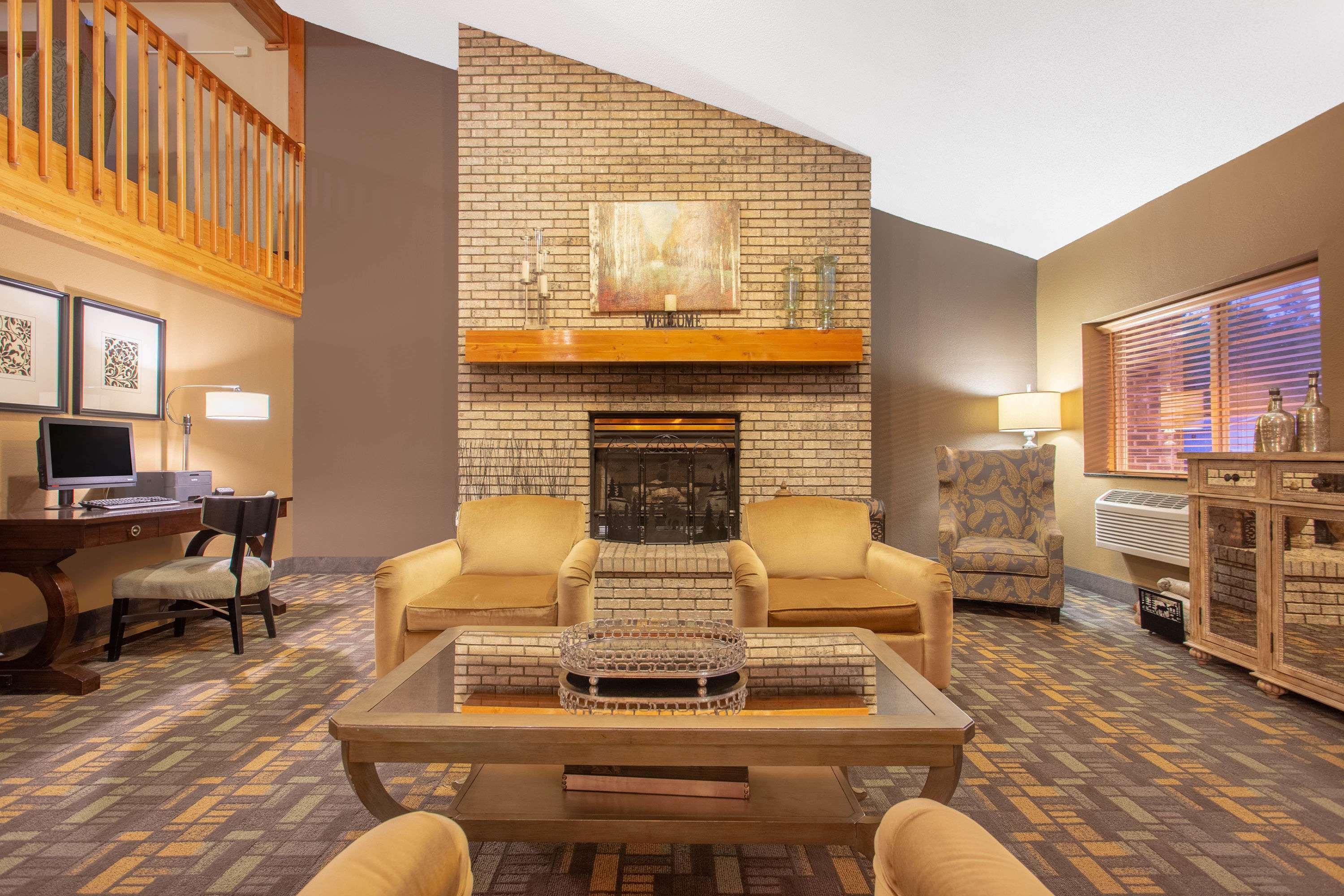 Americinn By Wyndham Rhinelander Buitenkant foto
