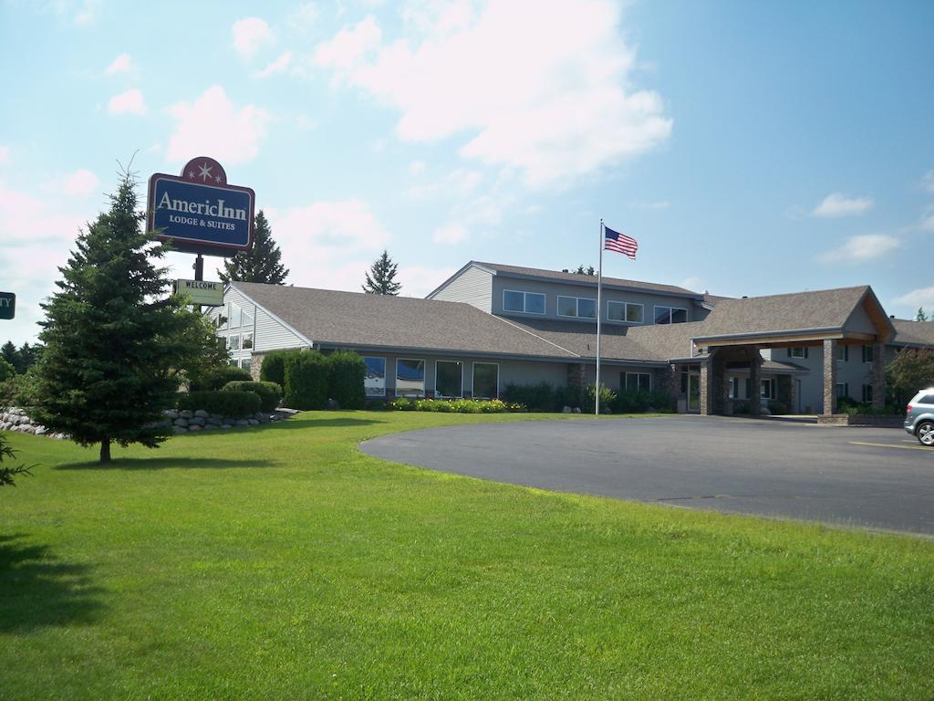 Americinn By Wyndham Rhinelander Buitenkant foto